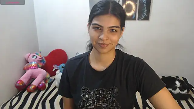 Snapshot of Pocahontas_Princess_ chatting on 11-12-25, 03:01 Pocahontas Princess online show from 11-12-25, 03:01