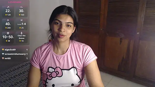 Snapshot of Pocahontas_Princess_ chatting on 11-15-25, 03:04 Pocahontas Princess online show from 11-15-25, 03:04