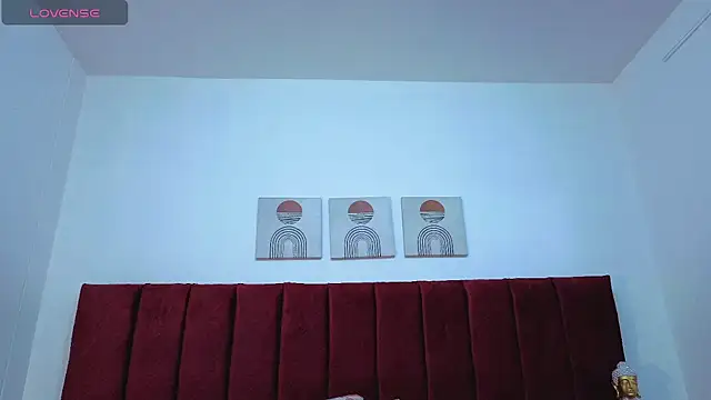 selena castillo online show from 09-15-25, 08:20