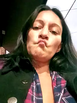 Snapshot of celeste-30_ chatting on 02-14-25, 11:20 celeste-30 online show from 02-14-25, 11:20