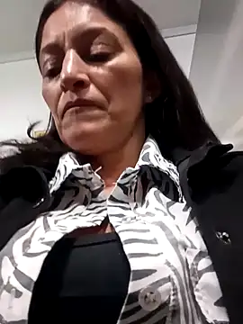 Snapshot of celeste-30_ chatting on 02-26-25, 10:53 celeste-30 online show from 02-26-25, 10:53