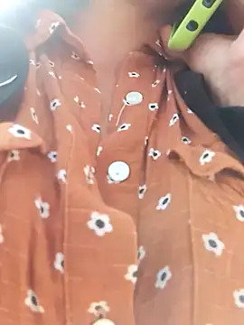 Snapshot of celeste-30_ chatting on 03-03-25, 01:53 celeste-30 online show from 03-03-25, 01:53