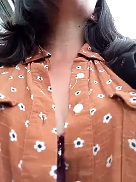 Snapshot of celeste-30_ chatting on 03-17-25, 10:28 celeste-30 online show from 03-17-25, 10:28