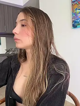 SophieRaily  online show from 02-21-25, 02:06