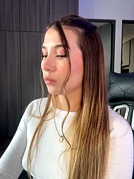 SophieRaily  online show from 09-16-25, 07:04