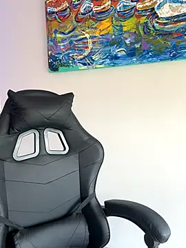 SophieRaily  online show from 09-25-25, 08:12