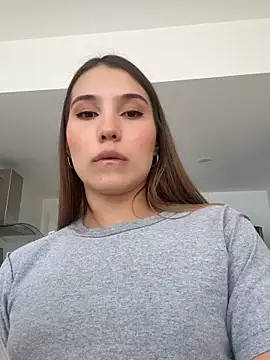 SophieRaily  online show from 10-02-25, 06:59