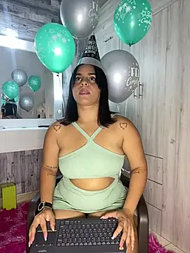 Violetrousse online show from 02-18-26, 11:01