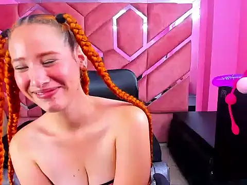 Nami Curls online show from 02-28-25, 07:46