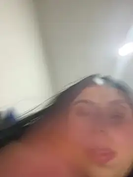 alissonfernandez  online show from 02-06-25, 11:48