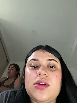 alissonfernandez  online show from 02-13-25, 12:02