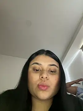 alissonfernandez  online show from 02-20-25, 06:02