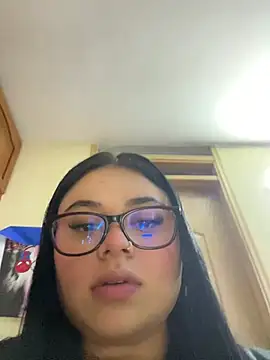 alissonfernandez  online show from 02-13-26, 11:12