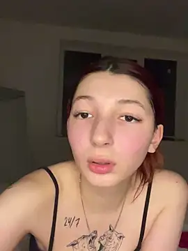 Snapshot of Alissa_kiss chatting on 12-12-24, 07:26 Alissa kiss online show from 12-12-24, 07:26