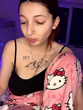 Snapshot of Alissa_kiss chatting on 12-12-24, 10:31 Alissa kiss online show from 12-12-24, 10:31