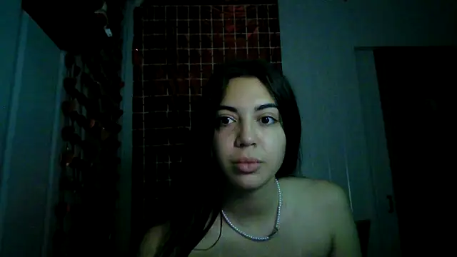 Snapshot of isabella048 chatting on 10-07-25, 05:04 isabella048 online show from 10-07-25, 05:04