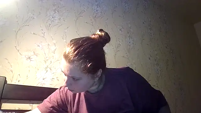 Snapshot of kila_lo chatting on 02-26-26, 12:26 kila lo online show from 02-26-26, 12:26