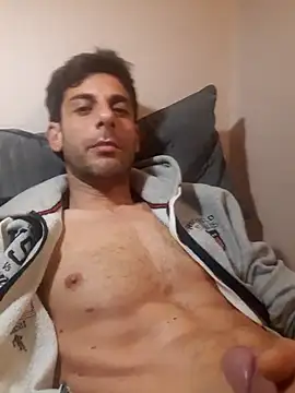 MrTamburine22 online show from 03-15-25, 03:37