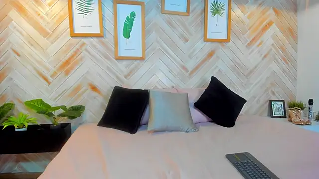 AniiRose online show from 02-12-25, 01:30