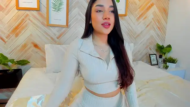 AniiRose online show from 03-02-25, 11:42