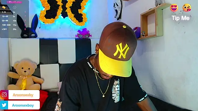 Snapshot of Aroonpapisex chatting on 02-10-26, 12:48 Aroonpapisex online show from 02-10-26, 12:48