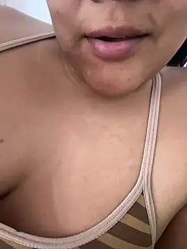 Snapshot of kiyomi-amour chatting on 12-27-24, 12:18 kiyomi-amour online show from 12-27-24, 12:18