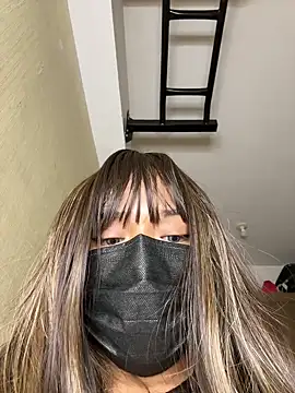 Snapshot of kiyomi-amour chatting on 02-05-25, 05:41 kiyomi-amour online show from 02-05-25, 05:41