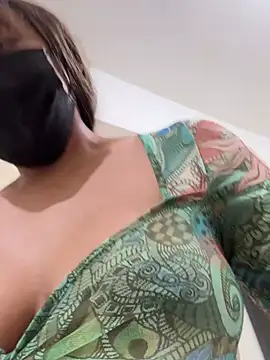 Snapshot of kiyomi-amour chatting on 02-05-25, 08:43 kiyomi-amour online show from 02-05-25, 08:43