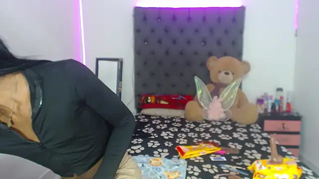 lucianadolll online show from 10-01-25, 03:01