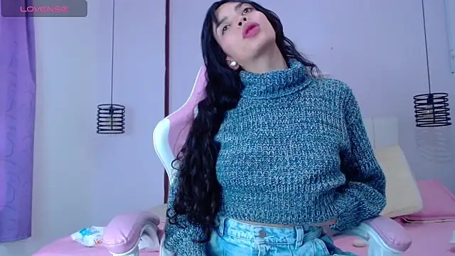 Snapshot of dholcee chatting on 12-12-24, 09:26 dholcee online show from 12-12-24, 09:26