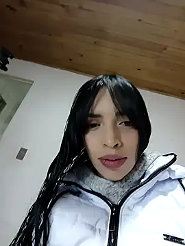 Snapshot of dholcee chatting on 12-15-24, 11:01 dholcee online show from 12-15-24, 11:01