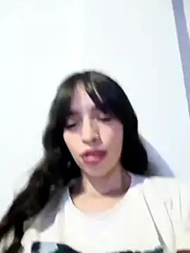 Snapshot of dholcee chatting on 01-02-25, 02:00 dholcee online show from 01-02-25, 02:00