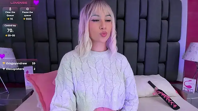 Snapshot of MadissonRey chatting on 01-20-25, 04:45 MadissonRey online show from 01-20-25, 04:45