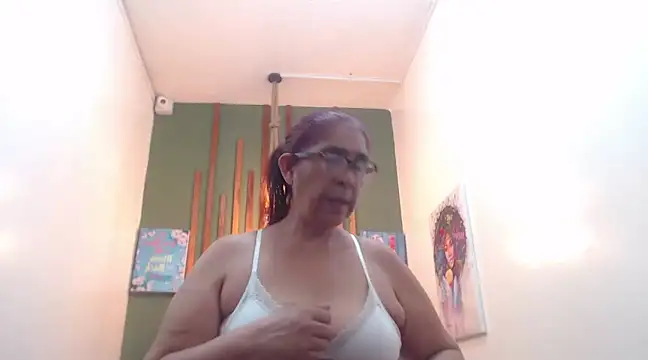 renata milf  online show from 01-10-25, 12:15