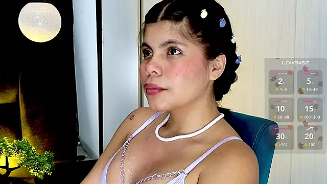 cutehanna1 online show from 09-28-25, 11:21