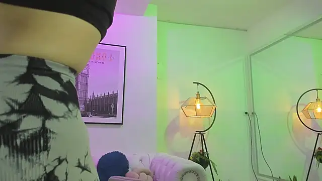 Theia moon online show from 03-11-25, 12:50