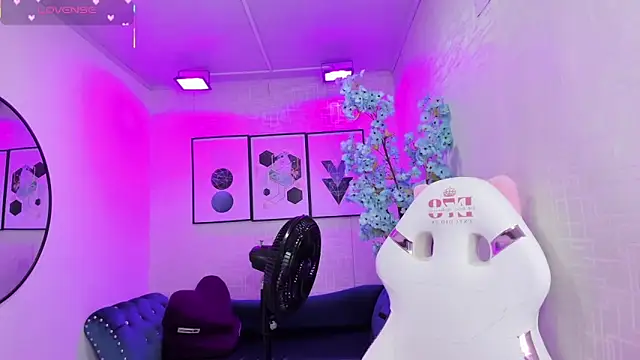 Theia moon online show from 02-23-26, 12:35