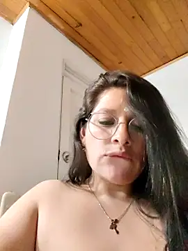 Snapshot of Neve_Collins chatting on 12-04-24, 06:44 Neve Collins online show from 12-04-24, 06:44