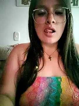 Snapshot of Neve_Collins chatting on 03-02-25, 11:18 Neve Collins online show from 03-02-25, 11:18