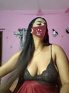 lovely-tanu online show from 10-08-25, 01:31
