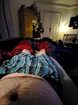 Snapshot of DickDRP93 chatting on 12-01-24, 06:30 DickDRP93 online show from 12-01-24, 06:30