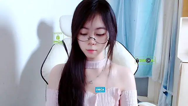 xiyao1314 online show from 11-21-25, 12:32