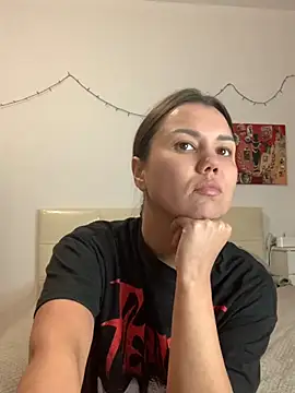 MiraMiss online show from 11-28-25, 07:27