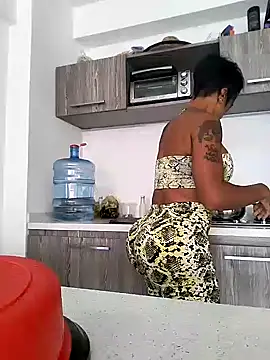 Alison fitness online show from 01-25-25, 02:58