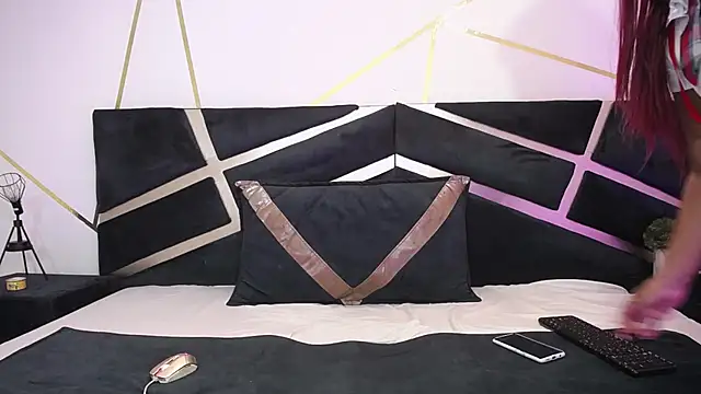 Snapshot of Candy_Bony chatting on 01-13-25, 05:12 Candy Bony online show from 01-13-25, 05:12