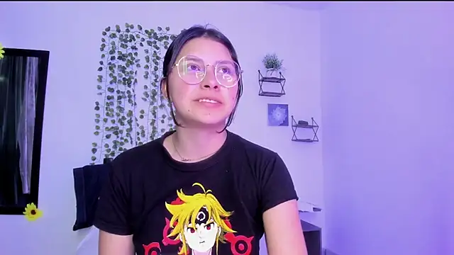 Snapshot of Noellesable chatting on 12-28-24, 12:35 Noellesable online show from 12-28-24, 12:35