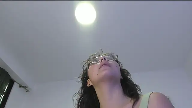 Snapshot of Noellesable chatting on 01-27-25, 05:48 Noellesable online show from 01-27-25, 05:48