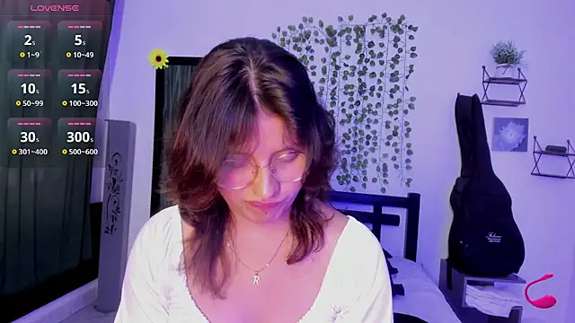 Snapshot of Noellesable chatting on 03-07-25, 09:17 Noellesable online show from 03-07-25, 09:17