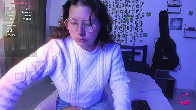 Snapshot of Noellesable chatting on 03-20-25, 05:36 Noellesable online show from 03-20-25, 05:36