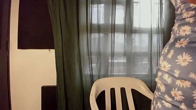 Snapshot of Noellesable chatting on 11-20-25, 05:34 Noellesable online show from 11-20-25, 05:34